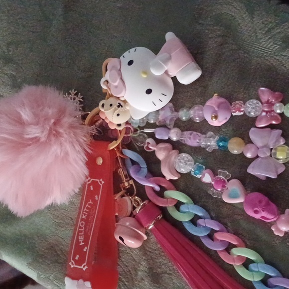 Hello Kitty Large Dangler/Keychain - Picture 5 of 10